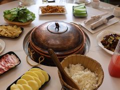 -菌海森林·非遗野生菌火锅(西山区滇池路摩根道店)