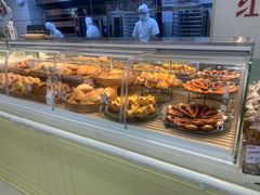 -红星前进面包牛奶公司(君太店)