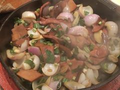 铁盘香煎黑牛肝菌-云海肴·汽锅鸡·云南菜(苏州中心店)