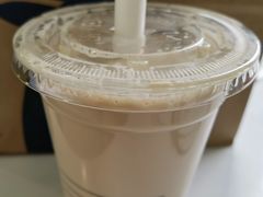 虎年嗷呜丝绒拿铁-瑞幸咖啡(华创生活广场店)