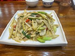 -下梅人家土菜馆(历史文化餐厅度假区店)