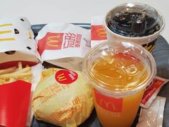 -麦当劳(中山八路店)