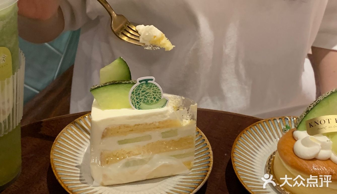 广州探店｜当季限定的蜜瓜主题日式甜品宴