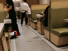 -海底捞火锅(荣盛广场店)
