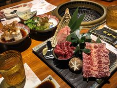 -肉魁屋·烧肉·烧鸟·酒场(高新店)