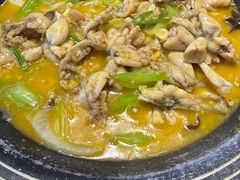 蒜香牛蛙2.5斤-美蛙四季(六里桥店)