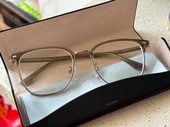 -GOOMI久米眼镜·蔡司·依视路·明月官方授权店(龙德紫金店)