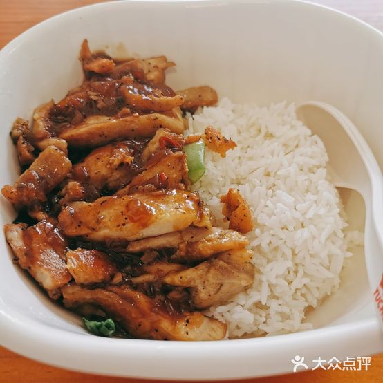 御厨帽餐饮便利店