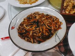 -辣小妮de川菜馆(红旗Mall店)
