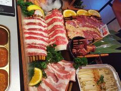 -轻烧烤肉(光谷步行街店)