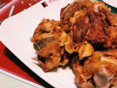-吴记酱骨炖菜馆(西大直街店)