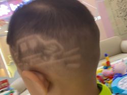 -星咔萌StarCamo儿童剪发(芳圆里IDMALL品牌形象店)