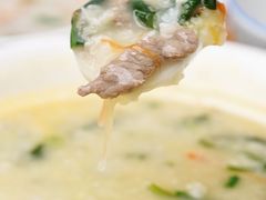 -李与白包子铺(桐梓林店)