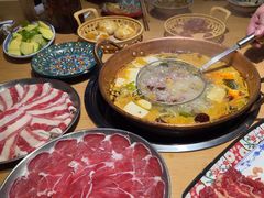 -洱火云南酸菜牛肉火锅(石景山当代商城店)