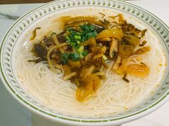 雪菜笋丝捞粉-春家·非遗手工小吃(徐汇万科广场店)