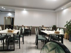 大堂-七的湖·晚芳亭·阳澄湖农家菜·大闸蟹(莲花岛店)