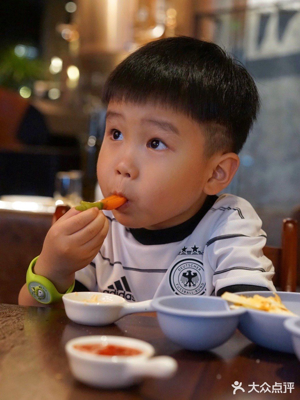 高热量美食精华与高质量人类幼崽的约会