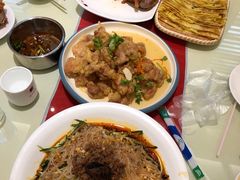 -吴记酱骨炖菜馆(西大直街店)