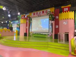 点击看大图 -维佳童话镇演出现场(徐东店)