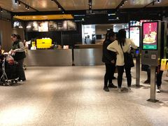 -麦当劳(中山公园龙之梦店)