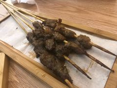 -衡哥肉铺