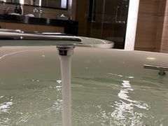 -天津梅江中心皇冠假日酒店