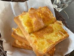 烤面包片-Local泰莲庭(虹鳟鱼店)
