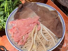 脆毛肚.鸭肠.千层肚三拼-周小明火锅(黑金冠社区店)