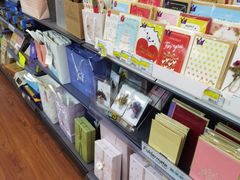 -新华书店(泉城路店)