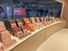 -好利来(上海长宁龙之梦店)
