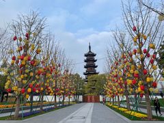 -龙华寺