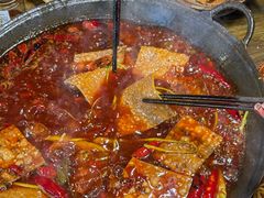 -黄潇洒老火锅(九眼桥宏济巷店)