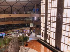 -上海滴水湖皇冠假日酒店