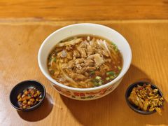 原汤肉丝粉-矮子粉店1985·长沙米粉(湘春路店)