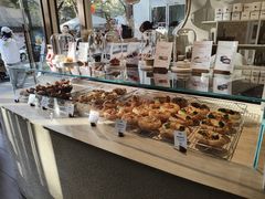 -VERIE BAKEHOUSE