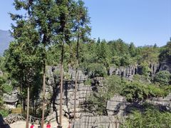 -梭布垭石林景区