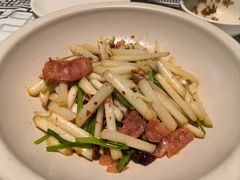 -靓虾二哥长沙地标小龙虾(五一广场店)