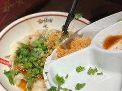-顺溜·手工刀削面·黑金店(铜锣湾店)