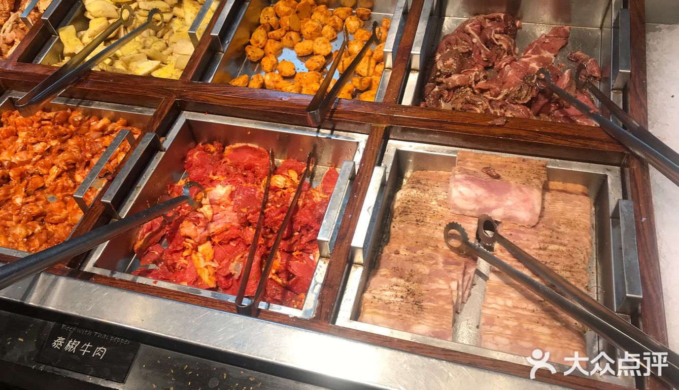 排队三小时就为了吃这顿自助烤肉[笑哭][笑哭][笑哭]