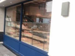 -巴黎贝甜(泗泾店)