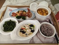 -喜喜月子(瑞虹天地店)