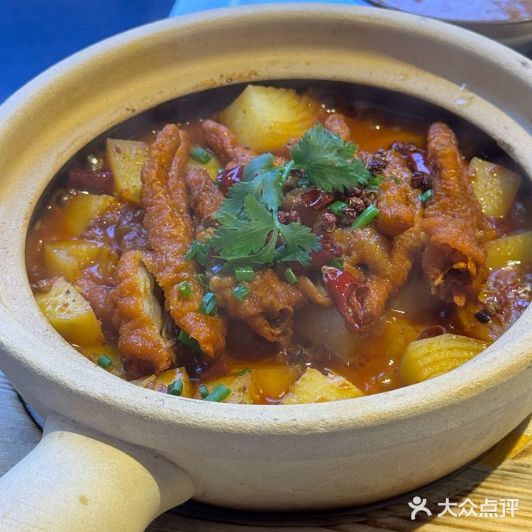 临港热门🔥的外婆时尚小火锅