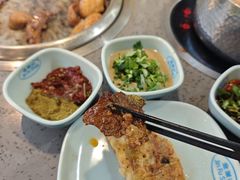 -金滏山烤肉·海鲜·火锅自助餐厅(襄阳万达店)