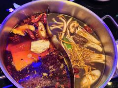 -唯爱KTV聚会餐厅(仙林东城汇店)