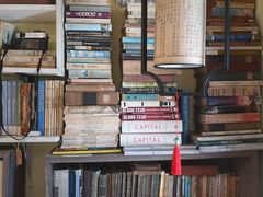 -邊城書店