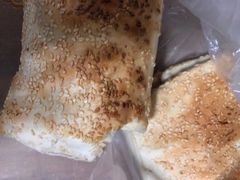缸炉烧饼-老白家烧饼烤包子(清真寺店)