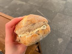 板栗泥咖啡黄油法国-PAOPAO Bakery&Café(港汇店)