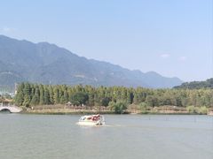 -星湖旅游景区七星岩