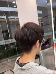 -首脑美发沙龙