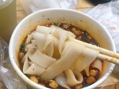 -覃肥叔桂林米粉(粮道街店)